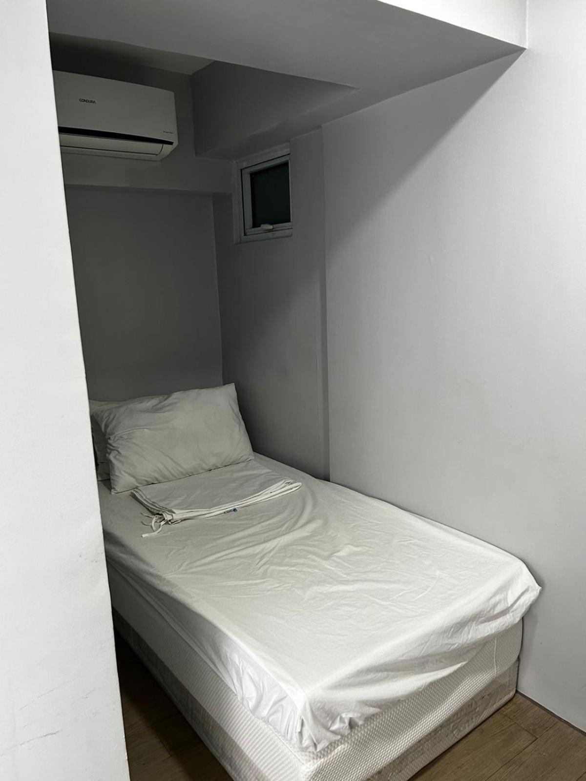 Oasis Regency @ Fort Victoria Bgc Taguig Extérieur photo
