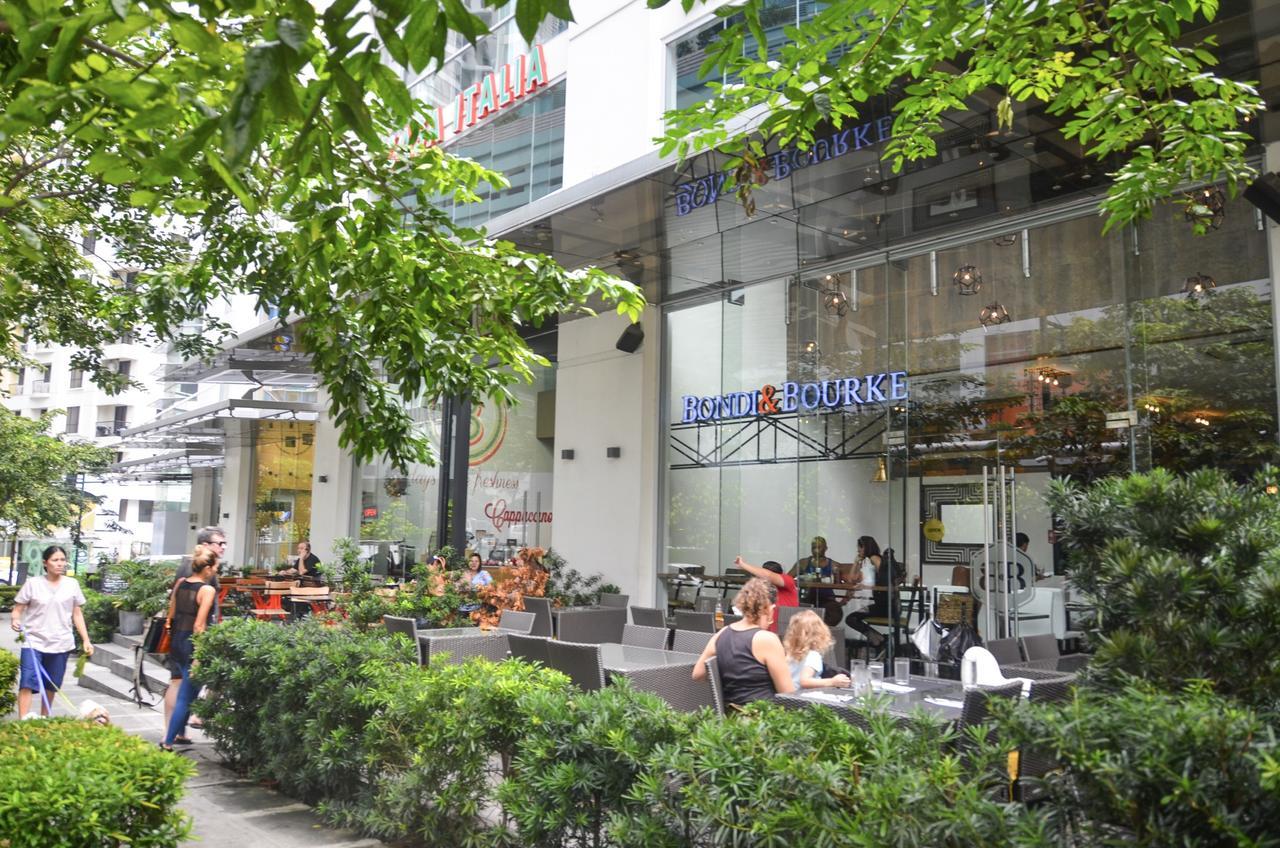 Oasis Regency @ Fort Victoria Bgc Taguig Extérieur photo