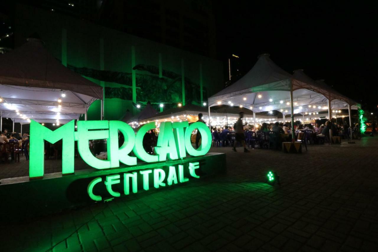 Oasis Regency @ Fort Victoria Bgc Taguig Extérieur photo